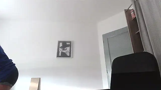 Snapshot of serena__vedette chatting on 11/01/25, 08:05 serena vedette online show from 11/01/25, 08:05