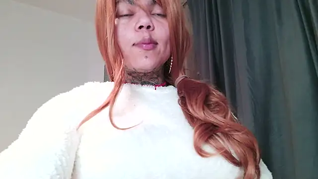 Snapshot of serena__vedette chatting on 12/14/25, 07:51 serena vedette online show from 12/14/25, 07:51