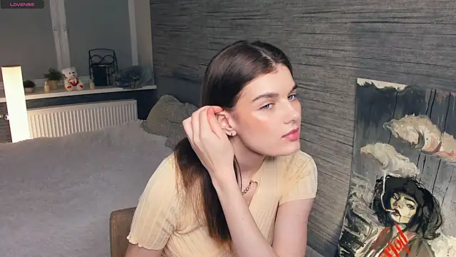 FloraDobb online show from 02/27/25, 11:15