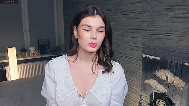 FloraDobb online show from 03/14/25, 09:00