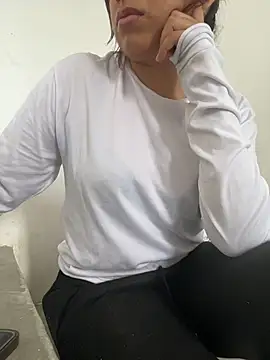 Meraryy online show from 07/24/26, 02:37