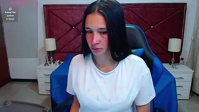 victoria adams07 online show from 02/03/26, 01:49