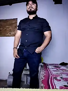 Snapshot of Ant1990 chatting on 01/25/25, 04:34 Ant1990 online show from 01/25/25, 04:34