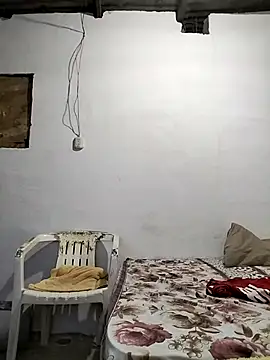 Snapshot of Ant1990 chatting on 02/26/25, 04:03 Ant1990 online show from 02/26/25, 04:03