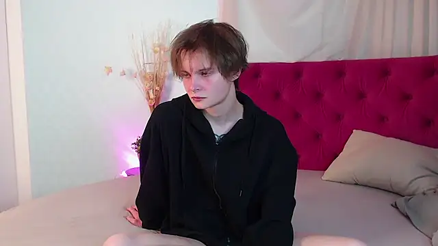 DemianEnglen online show from 04/13/26, 08:14