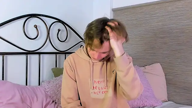 DemianEnglen online show from 04/22/26, 09:38