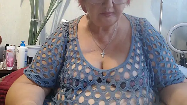 DeniseeRosea online show from 09/22/25, 09:33