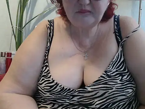DeniseeRosea online show from 05/17/26, 05:27