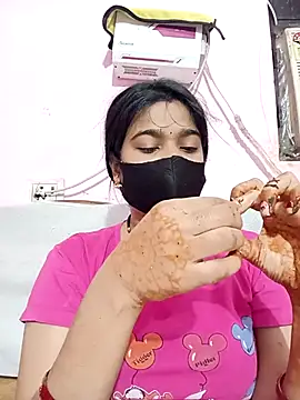 Snapshot of Simran-001 chatting on 10/22/25, 07:02 Simran-001 online show from 10/22/25, 07:02