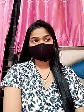 Snapshot of Simran-001 chatting on 10/30/25, 06:19 Simran-001 online show from 10/30/25, 06:19