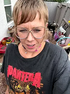 I am babydoll online show from 10/13/25, 08:20