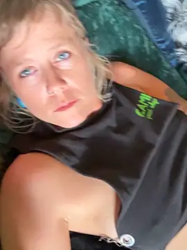 I am babydoll online show from 10/22/25, 03:34