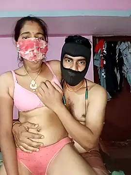 USHA BHABHI online show from 03/25/26, 11:00