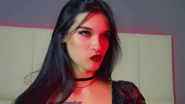 Snapshot of BeverlyMost chatting on 03/18/25, 11:31 BeverlyMost online show from 03/18/25, 11:31