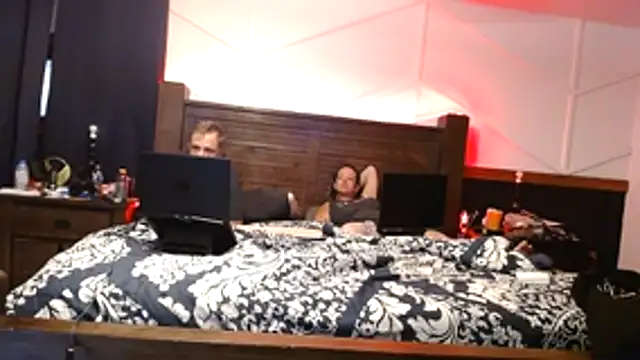 Snapshot of krash_n_babi chatting on 03/01/26, 09:11 krash n babi online show from 03/01/26, 09:11