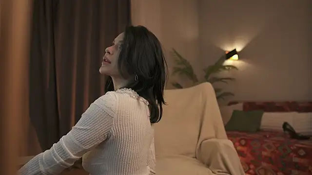 Sofa 01 online show from 04/15/26, 03:30