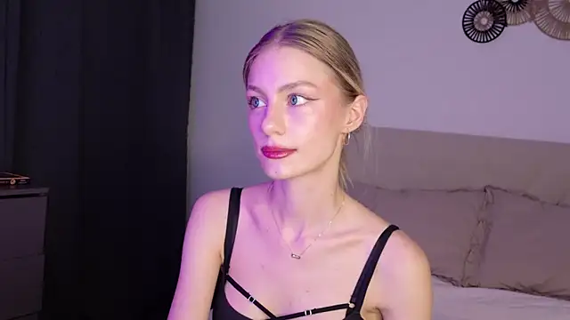 Snapshot of GabriellaOlsen chatting on 06/23/26, 05:00 GabriellaOlsen online show from 06/23/26, 05:00