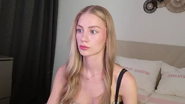 Snapshot of GabriellaOlsen chatting on 07/30/26, 04:17 GabriellaOlsen online show from 07/30/26, 04:17