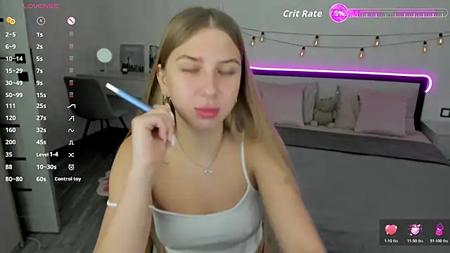 Snapshot of AureliaBliss_ chatting on 07/12/26, 04:58 AureliaBliss online show from 07/12/26, 04:58