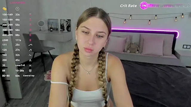Snapshot of AureliaBliss_ chatting on 07/17/26, 05:14 AureliaBliss online show from 07/17/26, 05:14