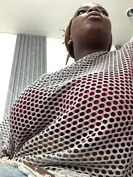 NatyParker online show from 04/04/26, 01:19