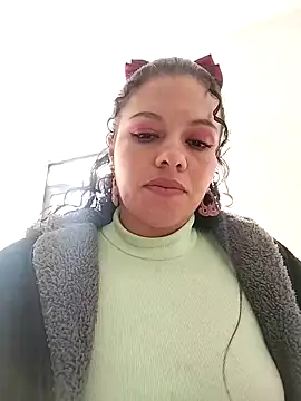 Snapshot of Ariana-07 chatting on 03/22/25, 09:10 Ariana-07 online show from 03/22/25, 09:10