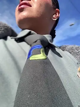 Ariana-07 online show from 10/22/25, 12:38