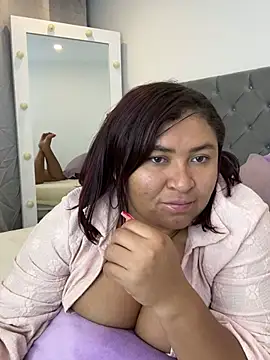 KarlaWild online show from 02/21/25, 04:40