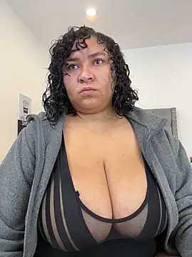 KarlaWild online show from 09/23/25, 03:15