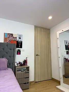 KarlaWild online show from 10/03/25, 02:03