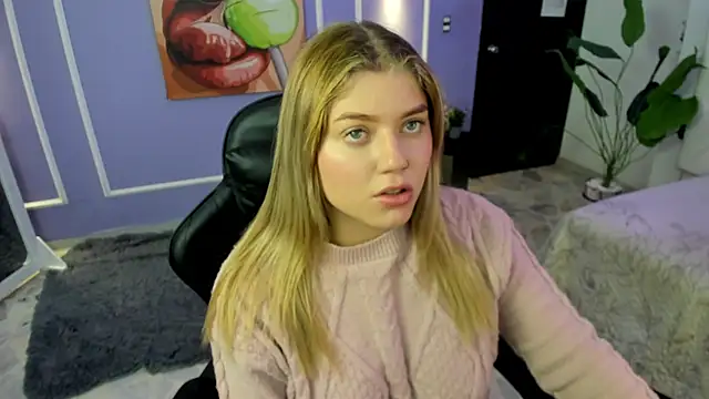 alaia greyy online show from 11/08/25, 01:33