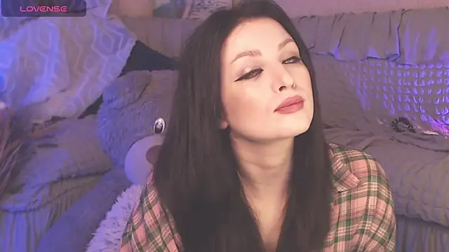 Snapshot of BritneyBarker chatting on 01/15/25, 12:51 BritneyBarker online show from 01/15/25, 12:51