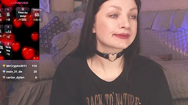 Snapshot of BritneyBarker chatting on 02/12/25, 05:05 BritneyBarker online show from 02/12/25, 05:05