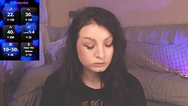 Snapshot of BritneyBarker chatting on 03/04/25, 01:01 BritneyBarker online show from 03/04/25, 01:01