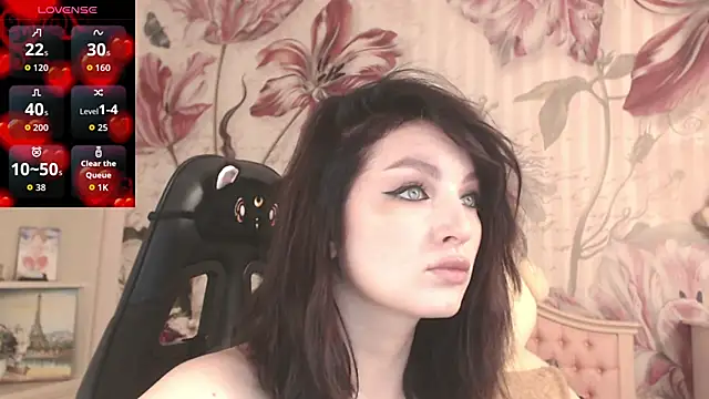 Snapshot of BritneyBarker chatting on 09/10/25, 01:38 BritneyBarker online show from 09/10/25, 01:38