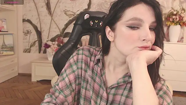 BritneyBarker online show from 01/06/26, 12:03