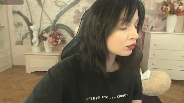 BritneyBarker online show from 04/21/26, 03:02