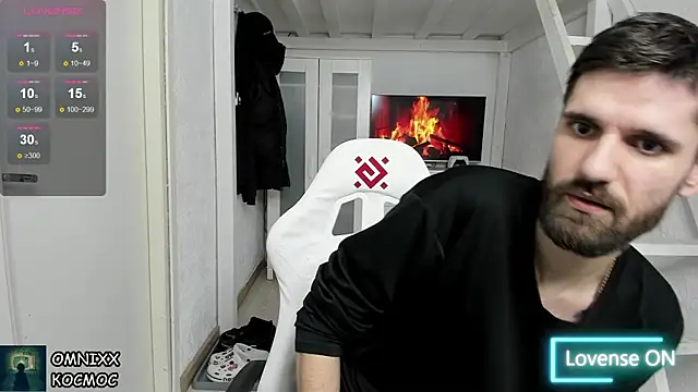 Snapshot of DavidNaidis chatting on 01/22/25, 03:07 DavidNaidis online show from 01/22/25, 03:07