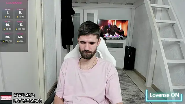 Snapshot of DavidNaidis chatting on 01/24/25, 12:20 DavidNaidis online show from 01/24/25, 12:20