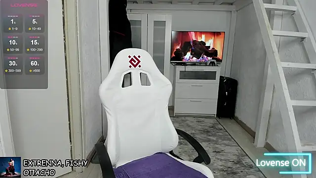 Snapshot of DavidNaidis chatting on 01/25/25, 10:18 DavidNaidis online show from 01/25/25, 10:18