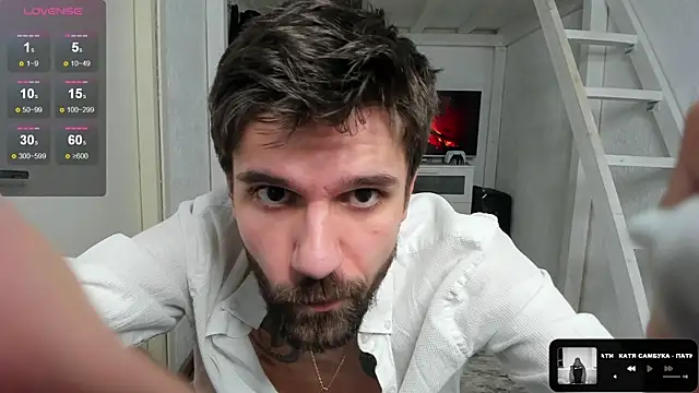 Snapshot of DavidNaidis chatting on 03/16/25, 08:54 DavidNaidis online show from 03/16/25, 08:54