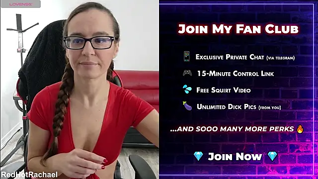 Snapshot of RedHotRachael chatting on 11/13/25, 04:39 RedHotRachael online show from 11/13/25, 04:39