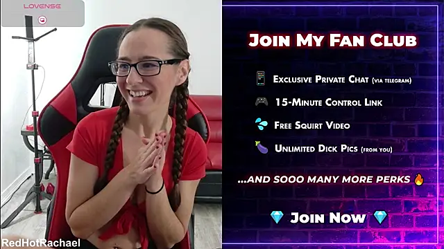 Snapshot of RedHotRachael chatting on 11/15/25, 04:25 RedHotRachael online show from 11/15/25, 04:25