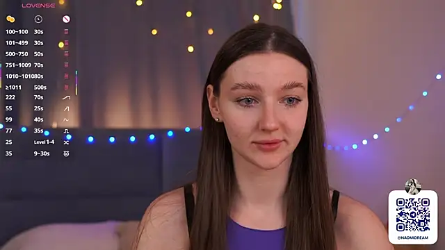 Snapshot of GeorginaDudley chatting on 12/17/25, 07:14 GeorginaDudley online show from 12/17/25, 07:14