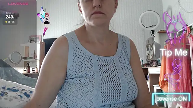 Snapshot of Soffya_Soy chatting on 11/03/25, 01:12 Soffya Soy online show from 11/03/25, 01:12