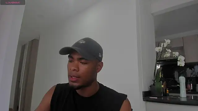 Snapshot of Fer_montanna chatting on 12/13/25, 10:26 Fer montanna online show from 12/13/25, 10:26