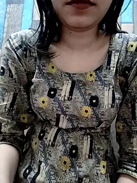 cute IndianBabe online show from 11/18/25, 12:27