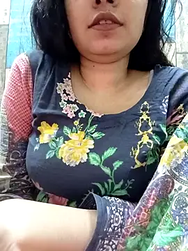 cute IndianBabe online show from 02/28/26, 01:28