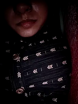 cute IndianBabe online show from 04/11/26, 03:00