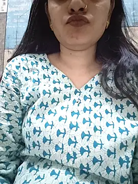 Snapshot of cute_IndianBabe chatting on 06/20/26, 11:13 cute IndianBabe online show from 06/20/26, 11:13